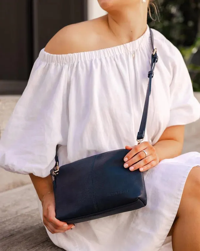 BABY DAISY CROSSBODY BAG NAVY