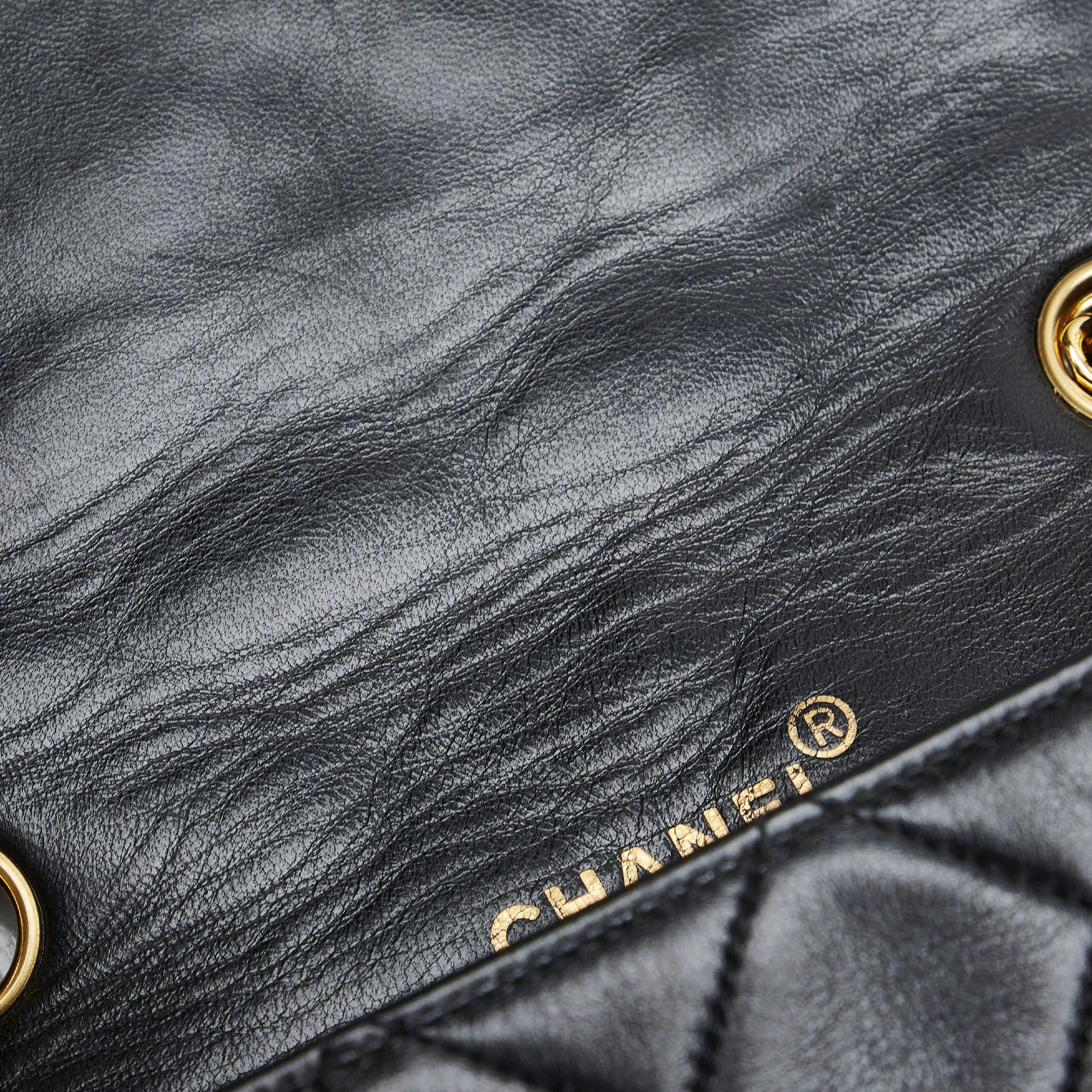 Chanel Diana Flap Crossbody Bag (SHG-hoYABn)