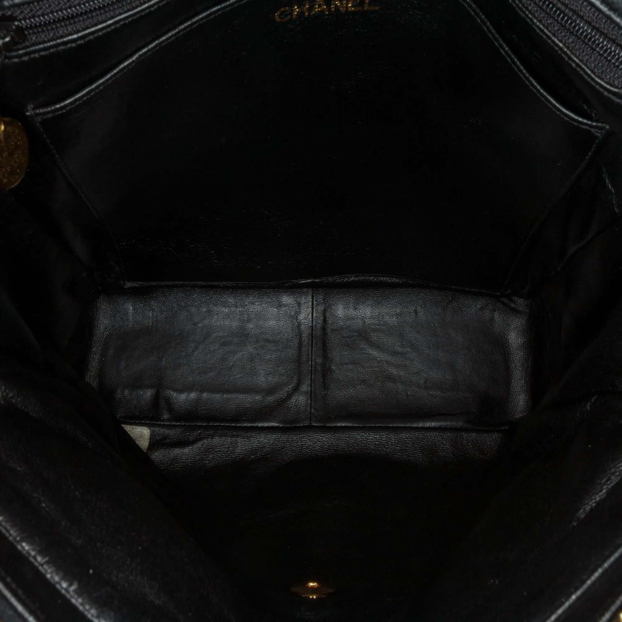 Chanel Quilted CC Flap Backpack (SHG-XI7DTD)