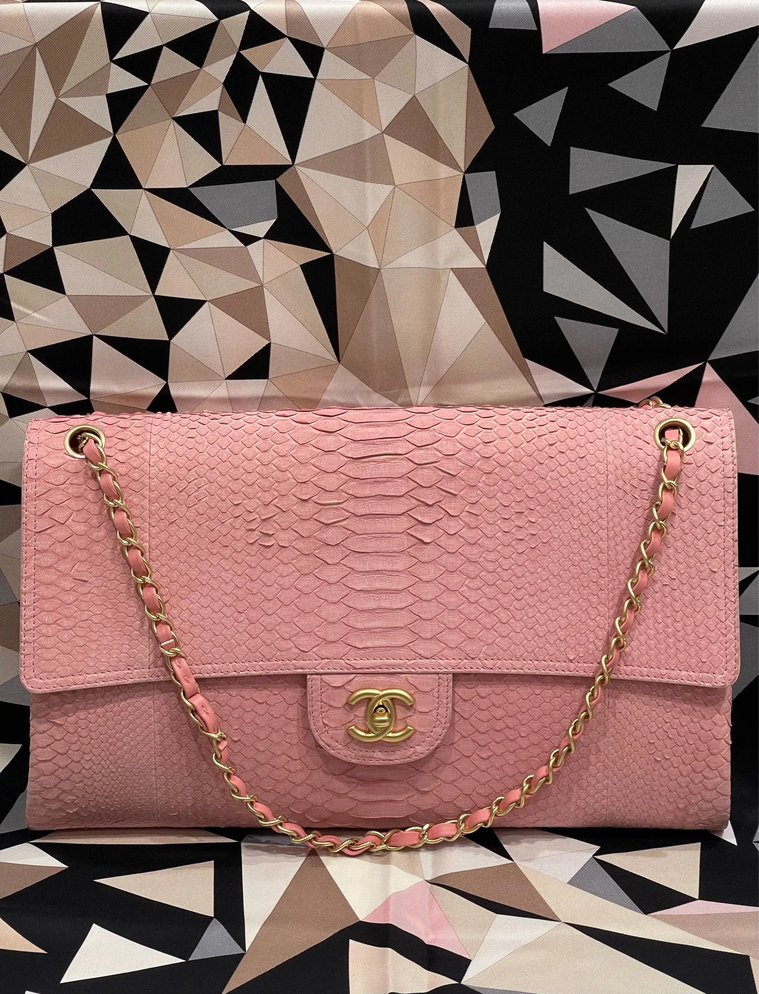 Chanel - Simple flap 34