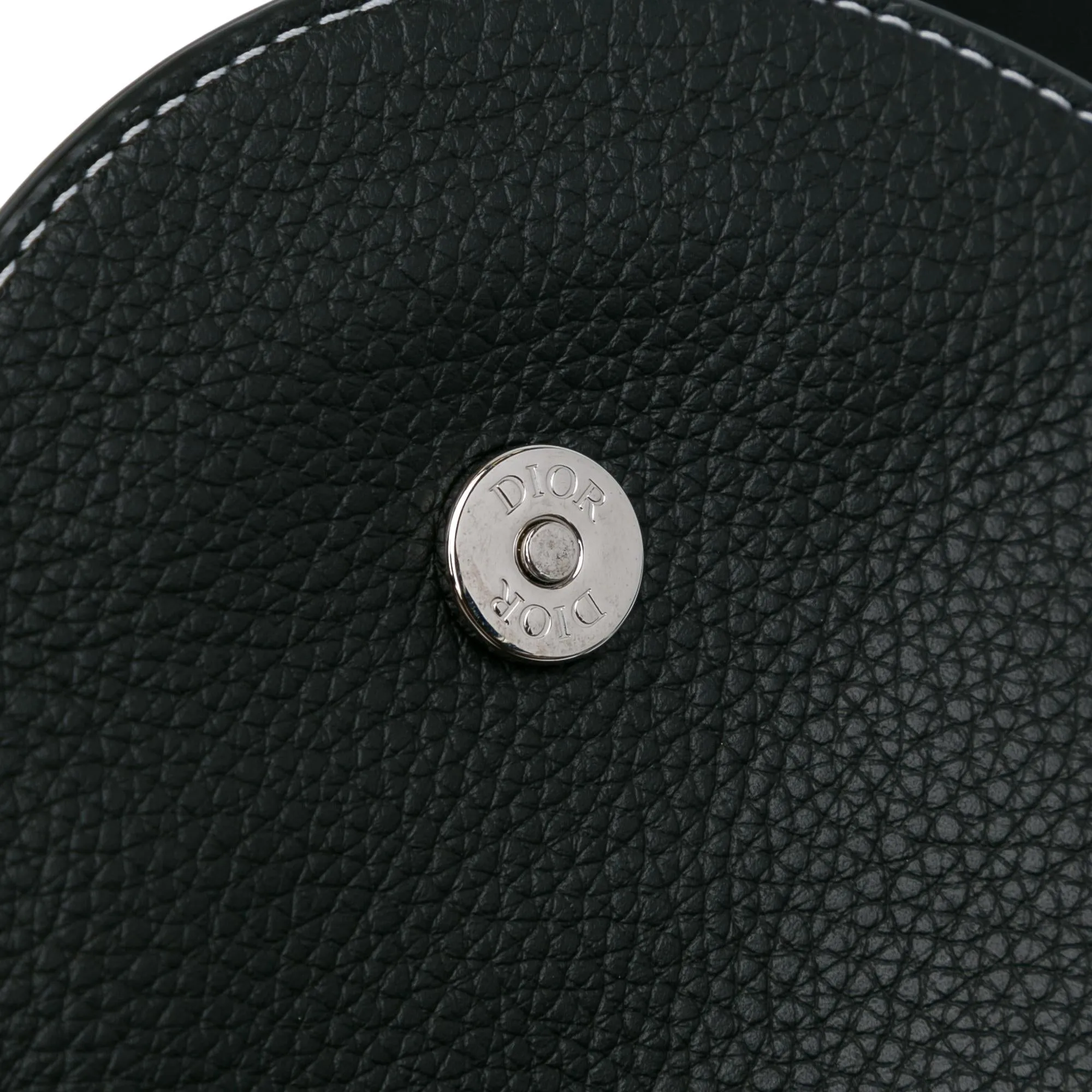 Dior Kaws Grained Calfskin Saddle Pouch (SHG-M72M8X)