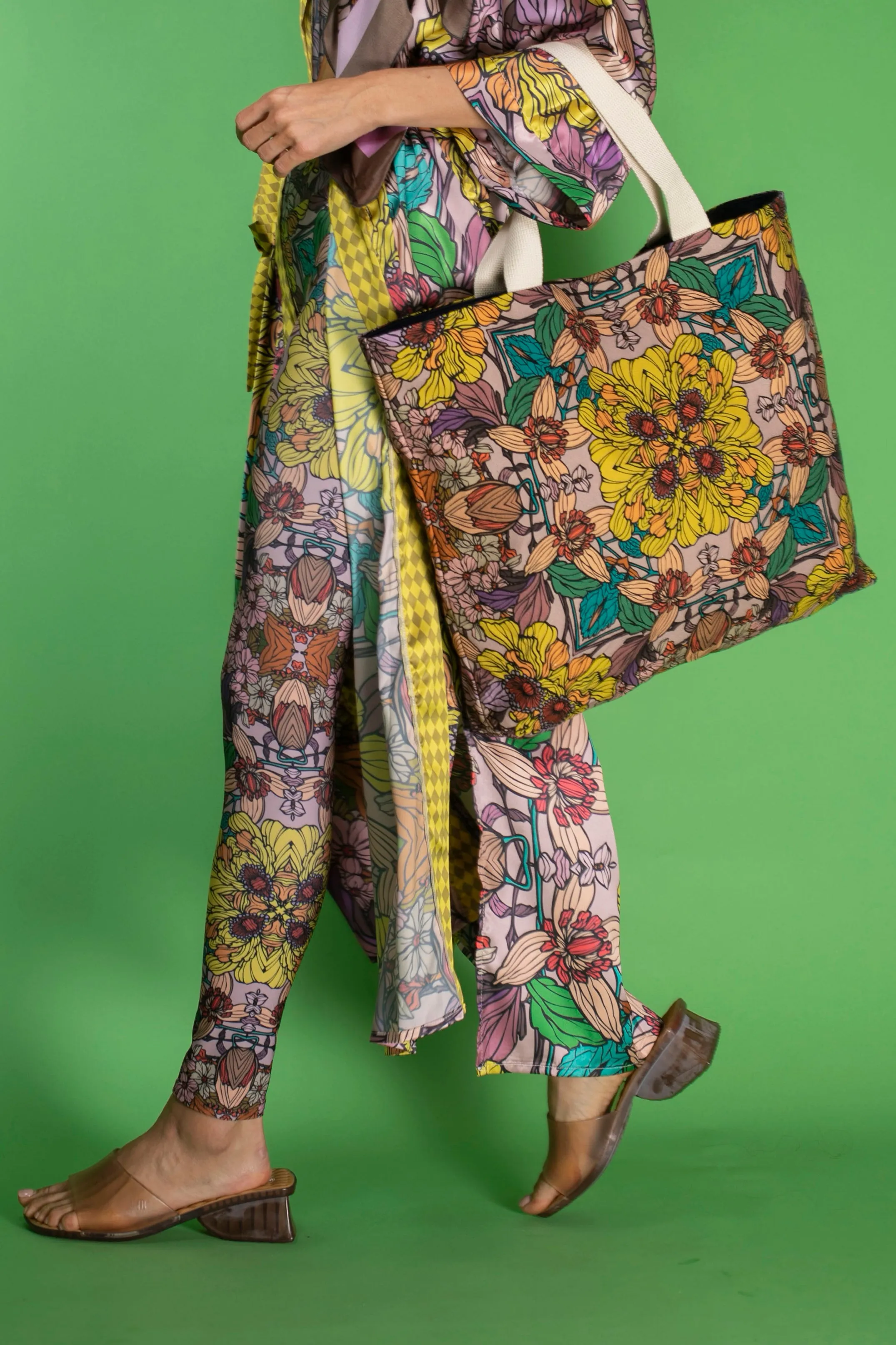 Golden Garden large tote