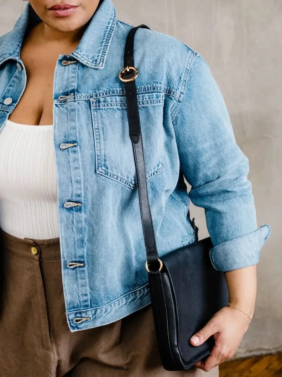 Lari Slim Crossbody