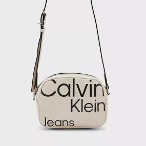 Sleek All-Over-PrintCamera Bag - Beige